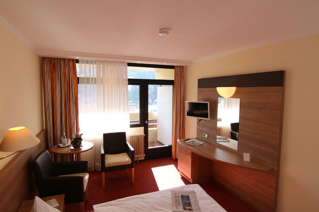 Hotel Bergfrieden Bad Wildbad Eksteriør billede