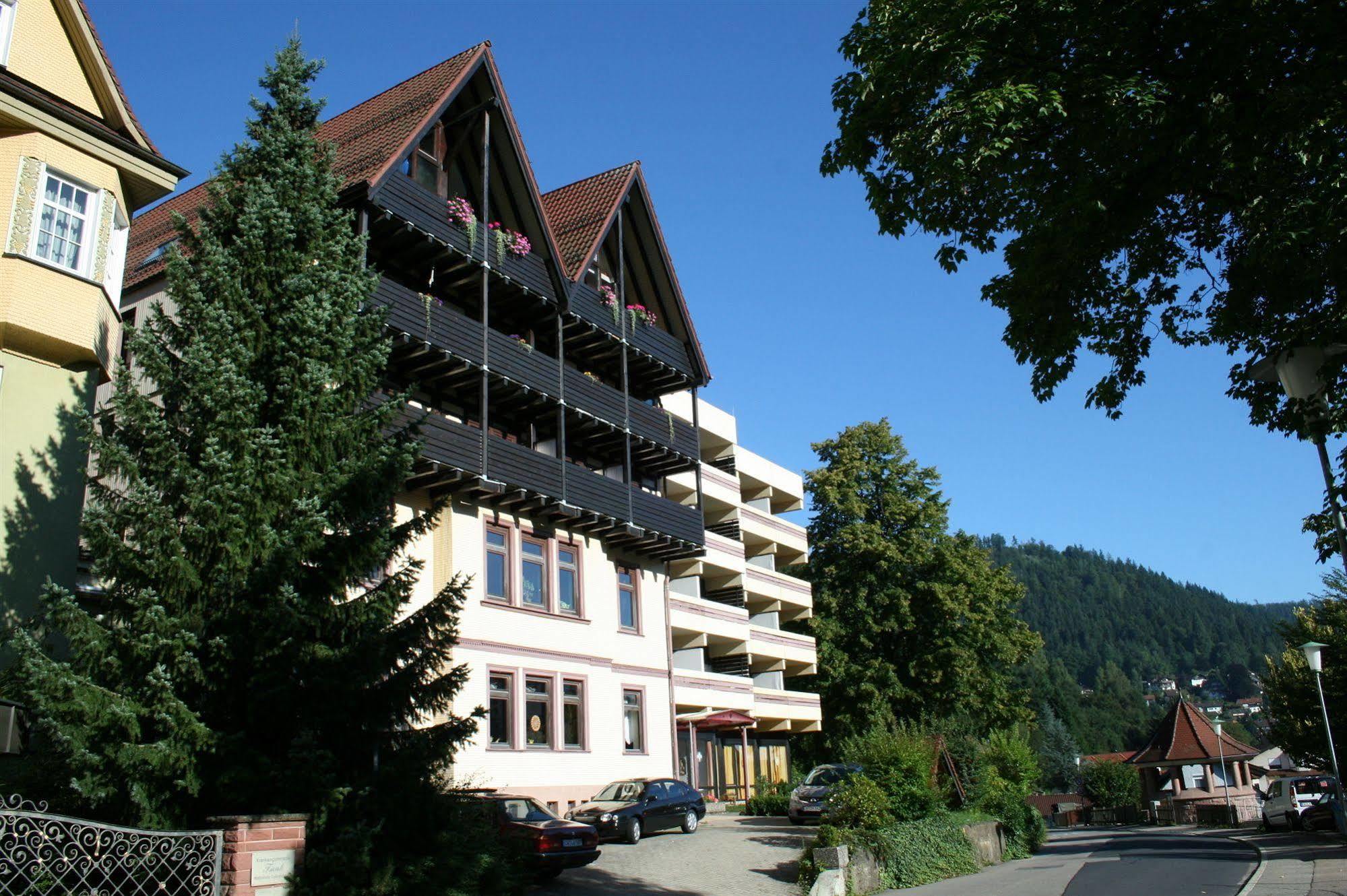 Hotel Bergfrieden Bad Wildbad Eksteriør billede